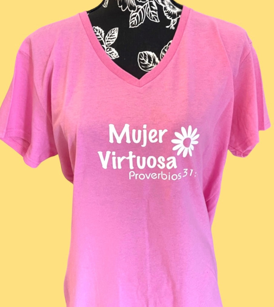 Customize T-Shirt Mujer Virtuosa Proverbios 31:10