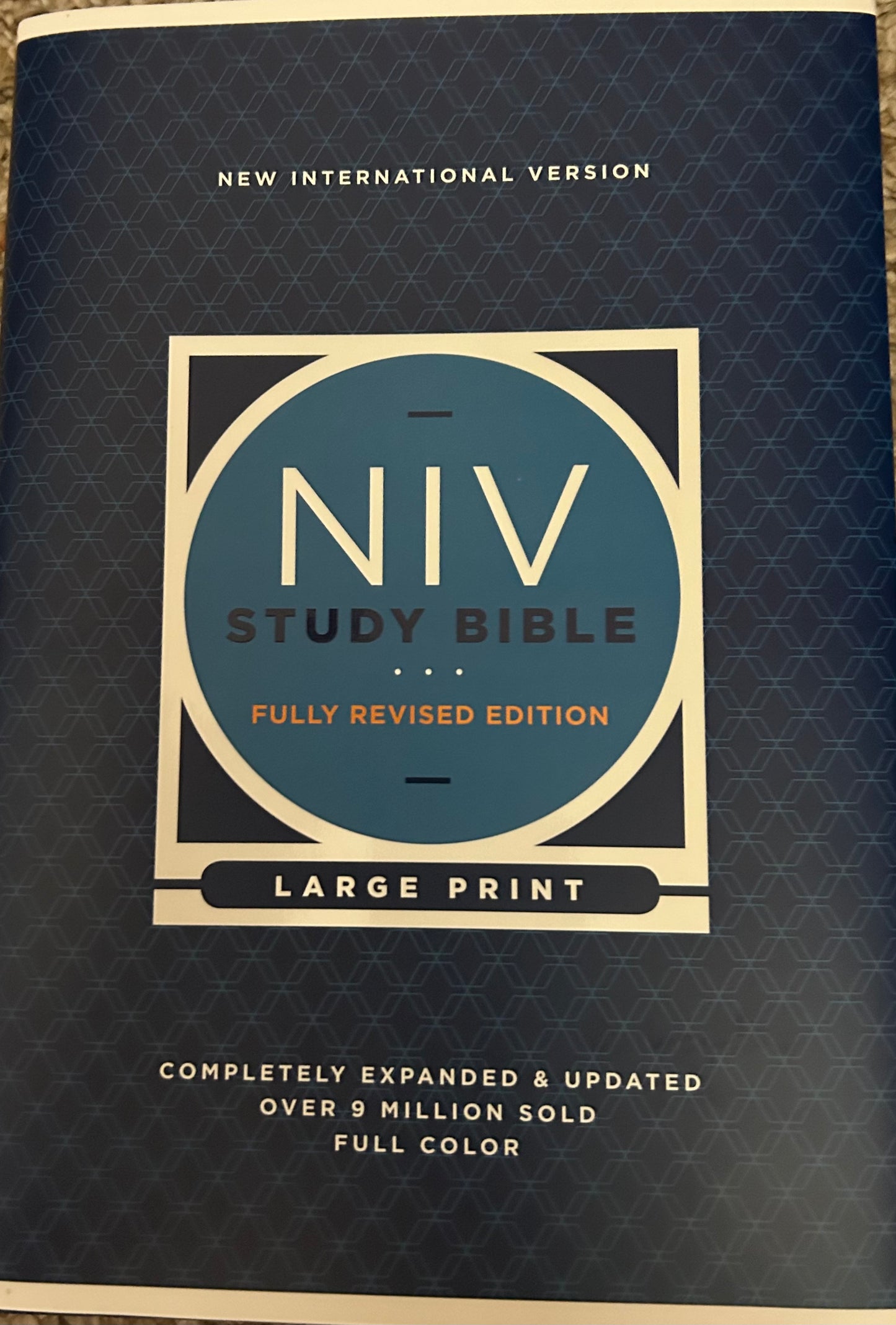 Bible - NIV Large Print Study Bible